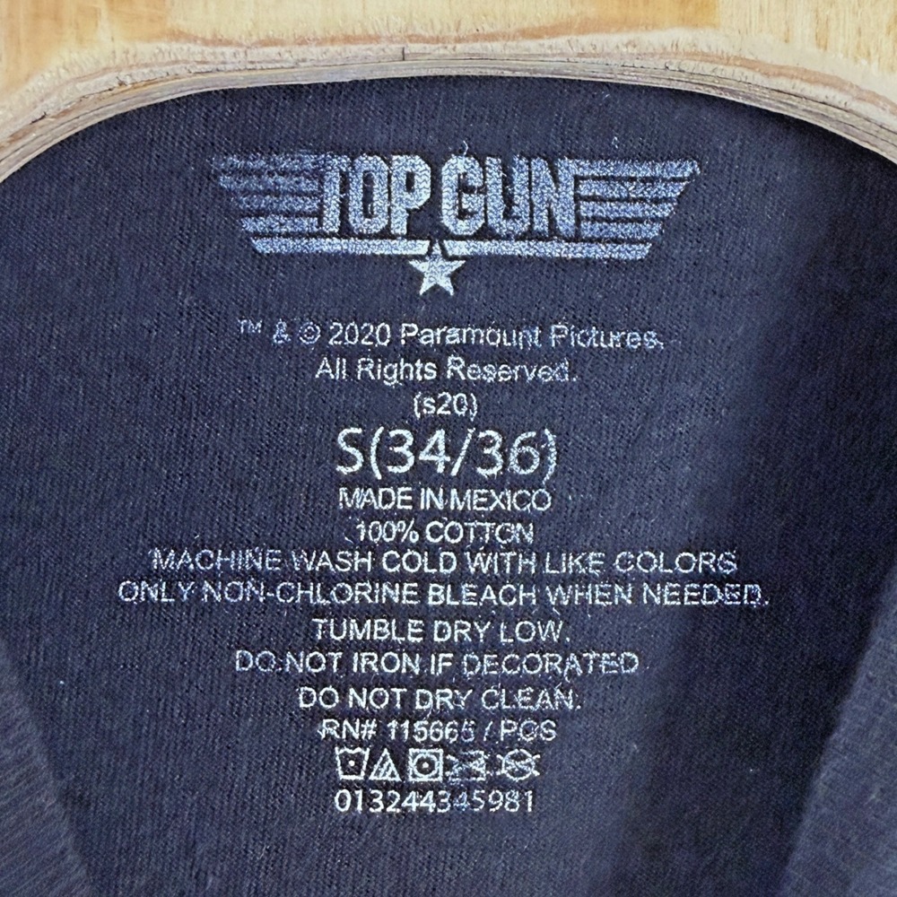 Top Gun "Talk To Me Goose" Graphic T-Shirt Short Sleeve Small NWOT - Picture 4 of 7